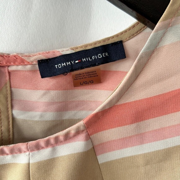 Tommy Hilfiger Women's Striped Pleated-Neck Sleevless Blouse Size Large - Picture 5 of 10